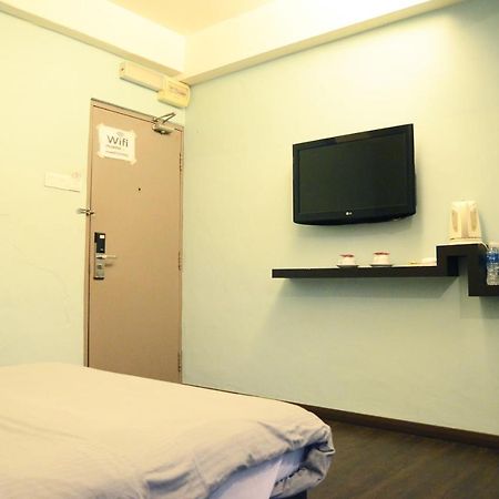 Newland Hotel Johor Bahru Esterno foto